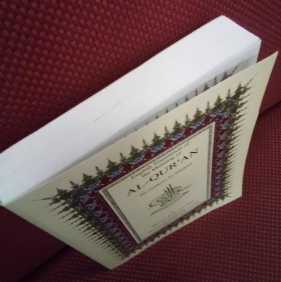 English Translation of the Meaning of AL-QUR'AN: Guidance for Mankind Islam - Picture 2 of 2